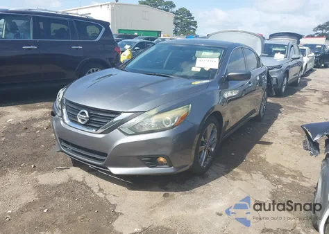 2018 Nissan Altima 2.5 Sr из США, поврежденный, VIN 1N4AL3AP9JC160277